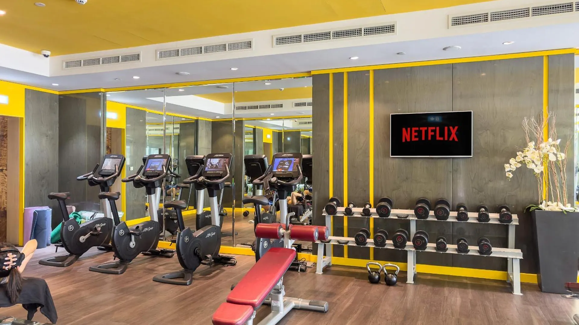 Vayk - Modern 1 Bd Apartment In Business Bay Dubai